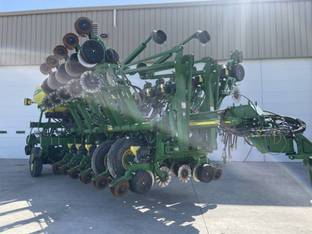 2013 John Deere 1790