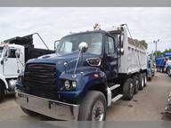 2013 Freightliner 114SD