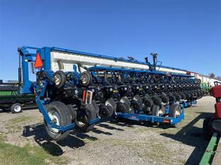2007 Kinze 3650