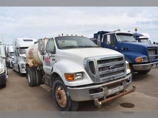 2007 Ford F750 SD