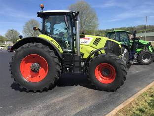 2025 Claas AXION 820