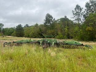 2004 John Deere 637W