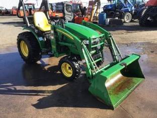 2009 John Deere 2720