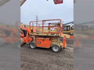 2015 JLG 260MRT