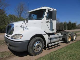 2007 Freightliner COLUMBIA 120