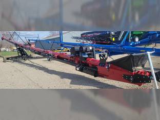 2022 Universal 15110 SD