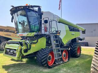 2021 Claas LEXION 8700TT