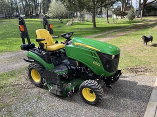 2017 John Deere 1025R
