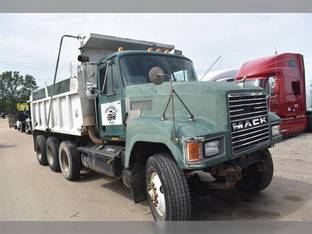 1993 Mack CH613