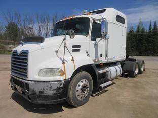 2009 Mack PINNACLE CXU613