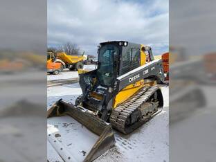 2023 John Deere 333G