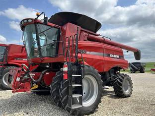 2011 Case IH 7088