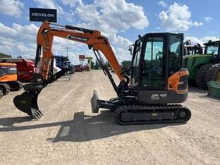2025 DEVELON DX42-7