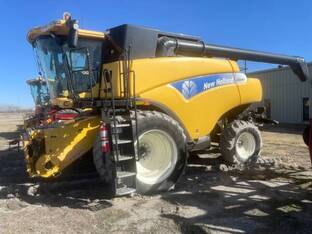 2009 New Holland CR 9060