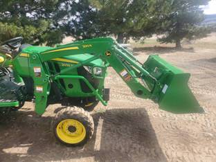 2019 John Deere 220R