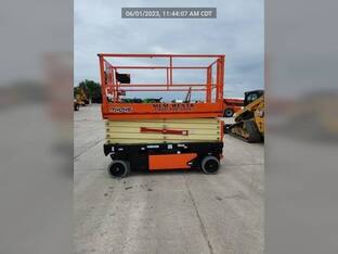 2023 JLG 4045R