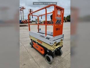 2013 JLG 1930ES