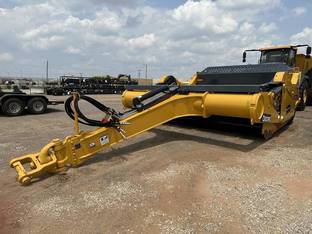 2023 John Deere 2412E