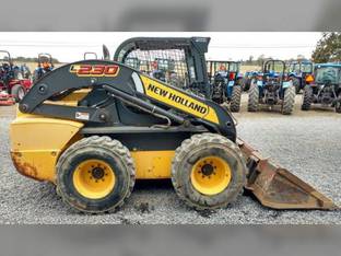 2012 New Holland L230