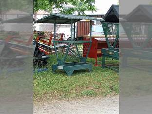 No Waste Hay Feeders for Cattle - Farmco Manufacturing