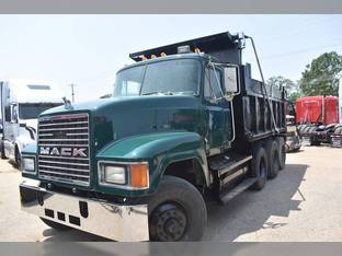 1999 Mack CH613