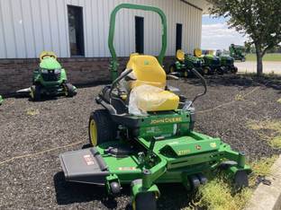 2025 John Deere Z720E