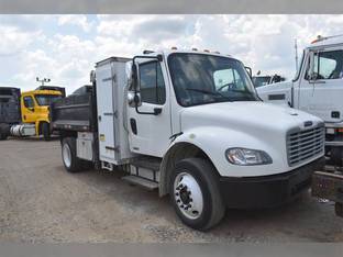 2006 Freightliner BUSINESS CLASS M2 106