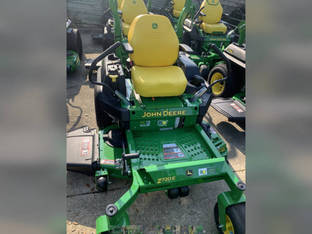 2025 John Deere Z720E