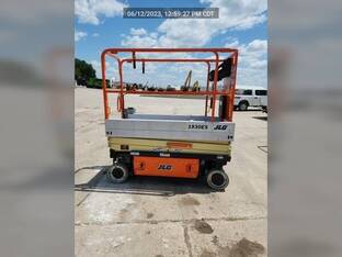 2012 JLG 1930ES