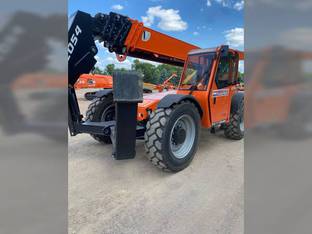 2021 JLG 12054