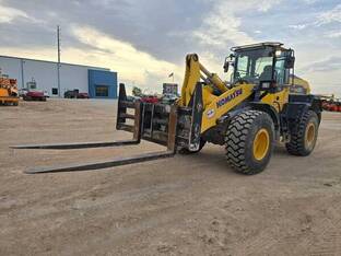 2022 Komatsu WA320-8