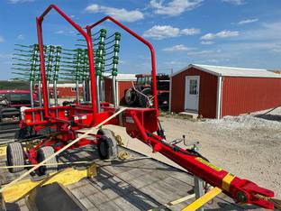 2025 Farm King RR420