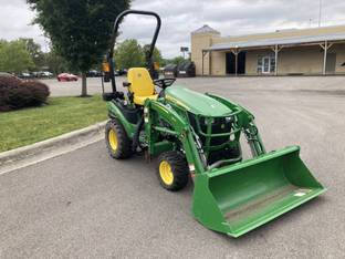 2022 John Deere 1025R