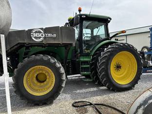 2014 John Deere 8270R