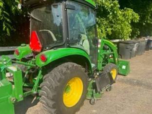 2022 John Deere 3046R