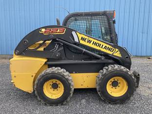 2014 New Holland L223