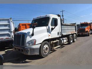 2015 Freightliner CASCADIA 125