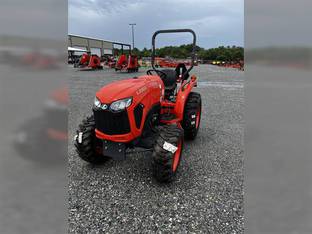 2025 Kubota L3302HST