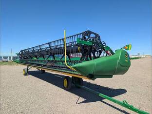 2019 John Deere 735D