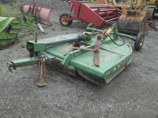 John Deere 709