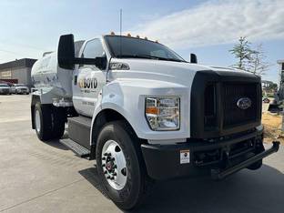 2023 Ford F750