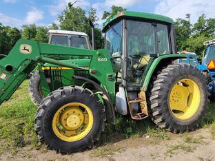 John Deere 6210