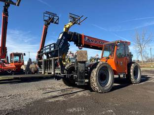 2023 JLG 10054