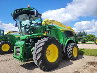 2021 John Deere 9900