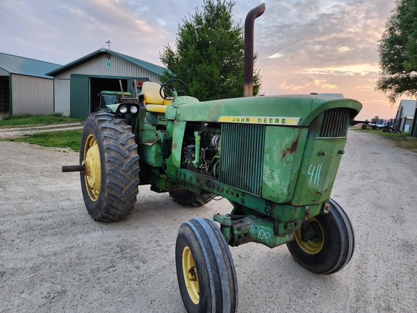 1969 John Deere 4520 Tractor #005920R DALE HAY FARMS FREMONT Wisconsin ...