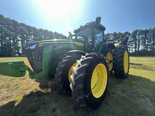 2022 John Deere 8R 280