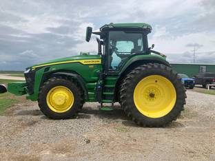 2021 John Deere 8R 310