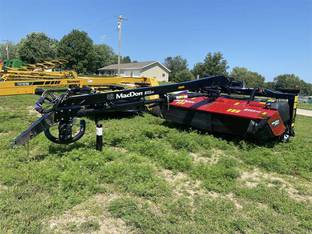 2023 MacDon Industries R113