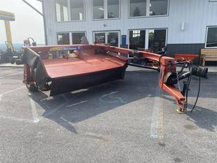 2010 New Holland H7230