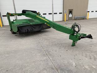 2019 John Deere 835